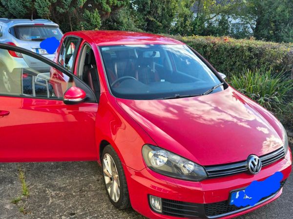 Volkswagen Golf Hatchback, Diesel, 2010, Red