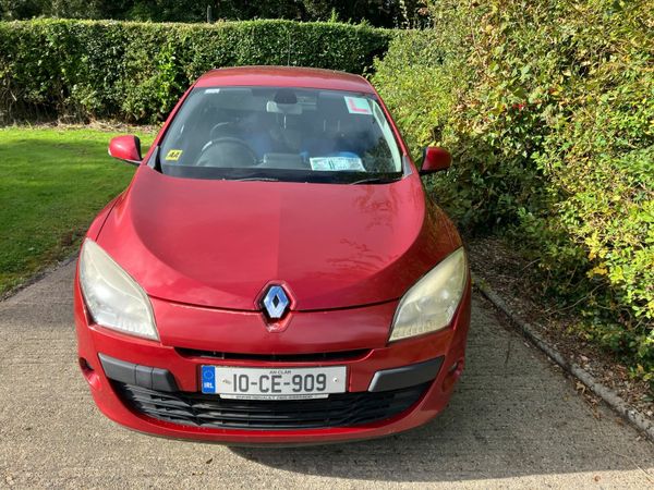 Renault Megane Hatchback, Diesel, 2010, Red