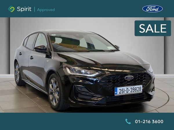 Ford Focus Hatchback, Petrol Hybrid, 2025, Black