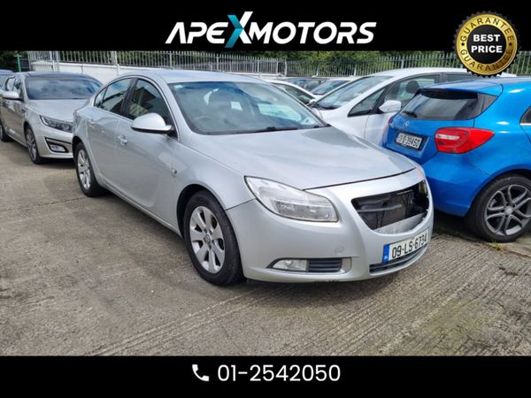 Vauxhall Insignia Hatchback, Diesel, 2009, Silver