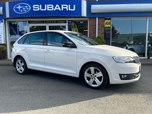 Skoda Rapid Hatchback, Petrol, 2017, White