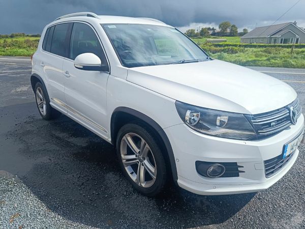 Volkswagen Tiguan SUV, Diesel, 2014, White