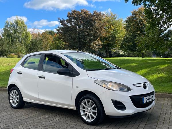 Mazda Mazda2 Hatchback, Petrol, 2012, White