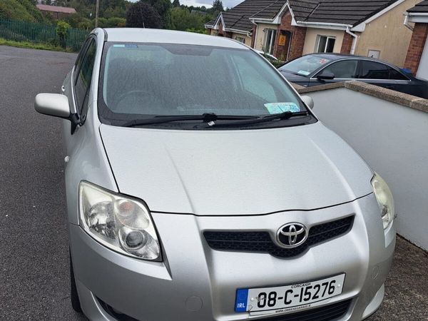 Toyota Auris Hatchback, Diesel, 2008, Silver