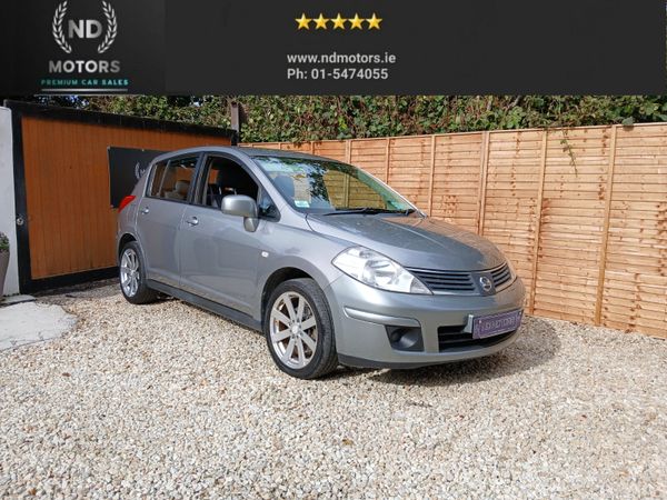 Nissan Tiida Hatchback, Petrol, 2009, Grey