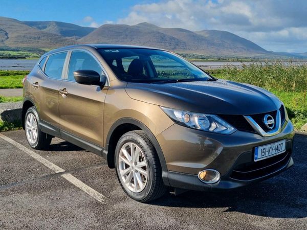 Nissan Qashqai Hatchback, Petrol, 2015, Brown