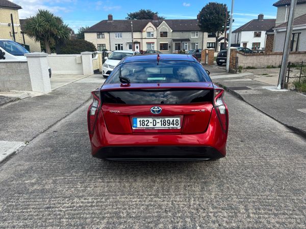 Toyota Prius Hatchback, Petrol Hybrid, 2018, Red