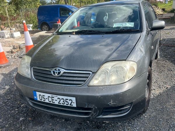 Toyota Corolla Saloon, Petrol, 2005, Grey