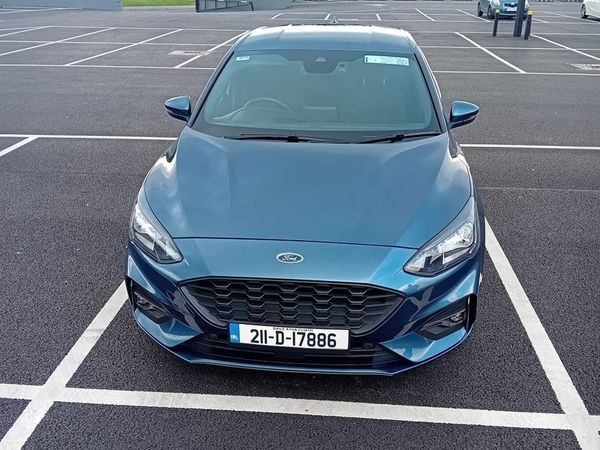Ford Focus Hatchback, Petrol Hybrid, 2021, Blue