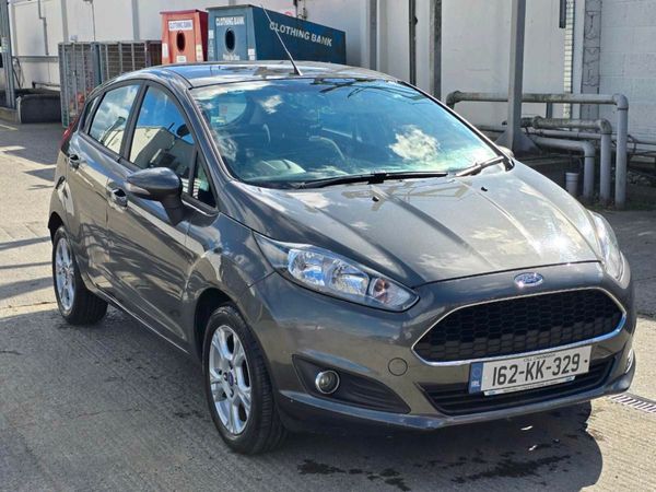 Ford Fiesta Hatchback, Petrol, 2016, Grey