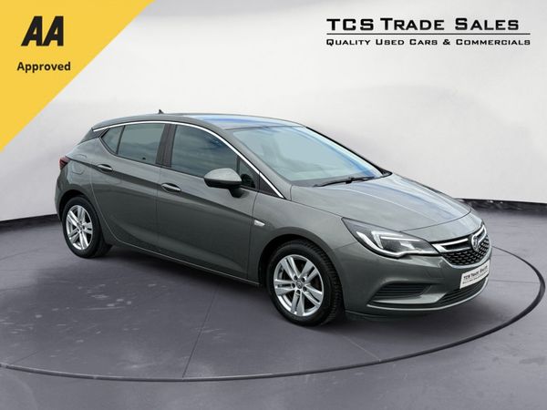 Vauxhall Astra Hatchback, Diesel, 2018, Grey