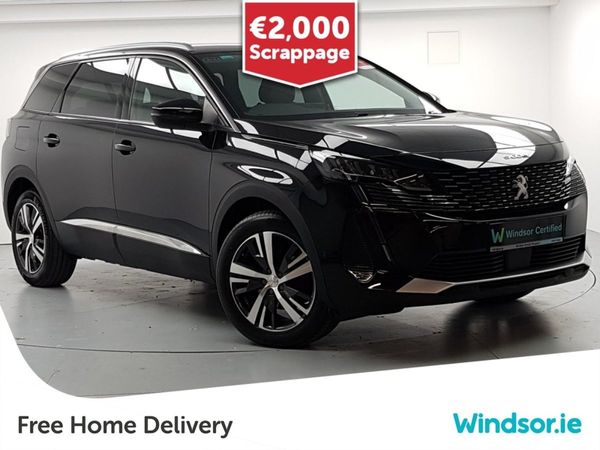Peugeot 5008 MPV, Petrol, 2022, Black