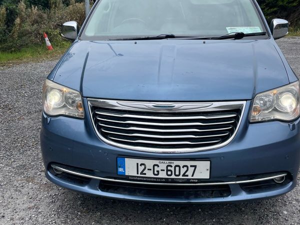 Chrysler Grand Voyager MPV, Diesel, 2012, Blue