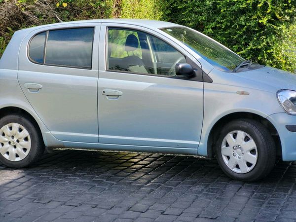 Toyota Yaris Hatchback, Petrol, 2005, Blue