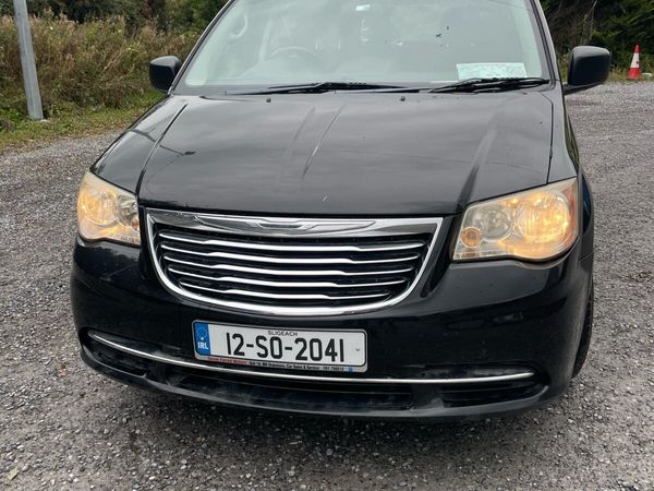 Chrysler Grand Voyager MPV, Diesel, 2012, Black
