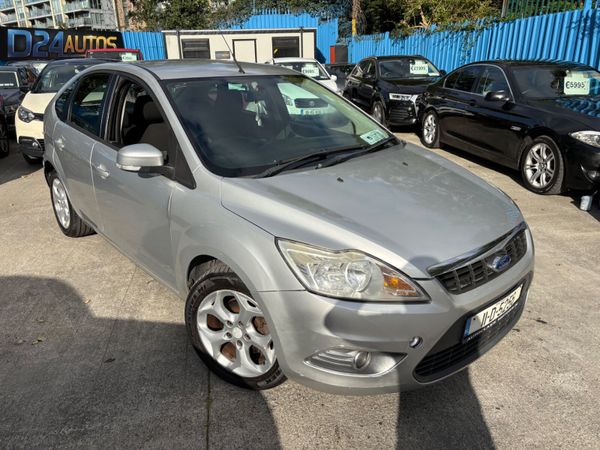 Ford Focus Hatchback, Diesel, 2011, Silver