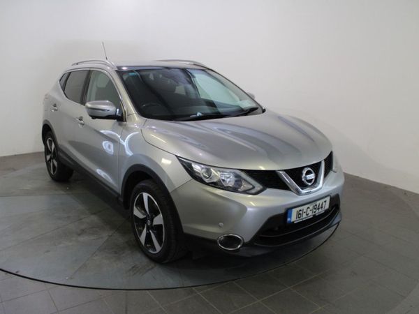 Nissan Qashqai Hatchback, Diesel, 2016, Silver