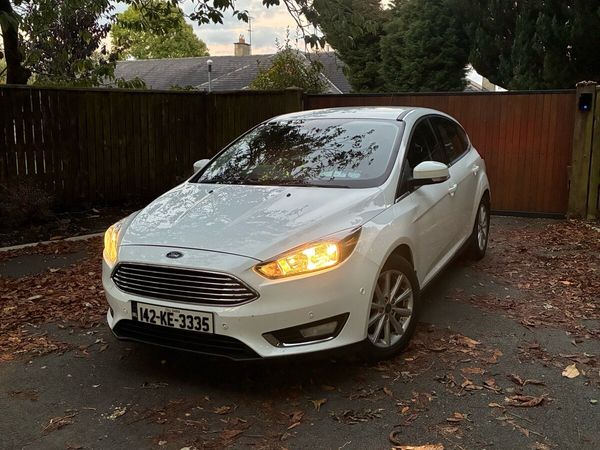 Ford Focus Hatchback, Diesel, 2014, White
