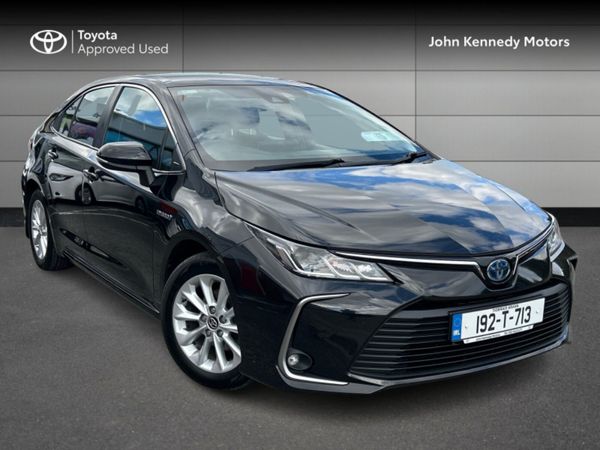 Toyota Corolla Saloon, Petrol Hybrid, 2019, Black