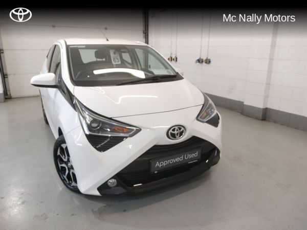 Toyota Aygo Hatchback, Petrol, 2019, White