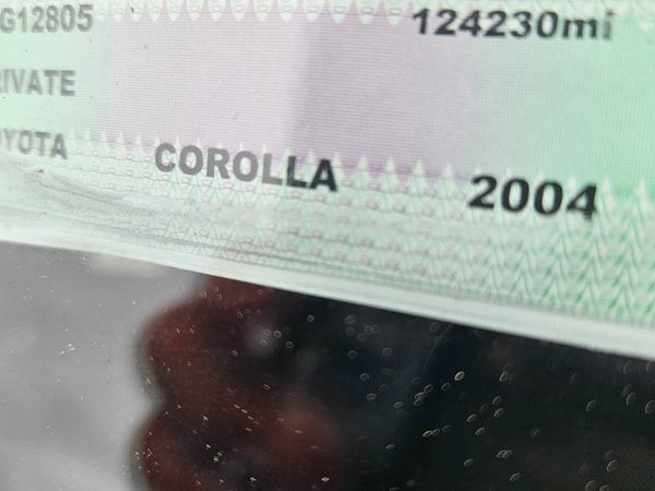 Toyota Corolla Hatchback, Petrol, 2004, Grey