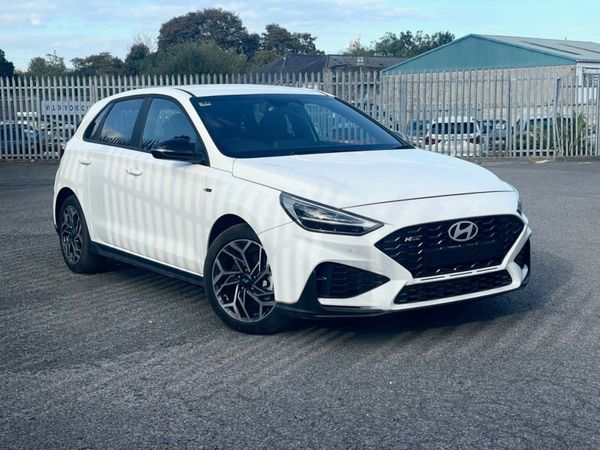 Hyundai i30 Hatchback, Petrol, 2025, White