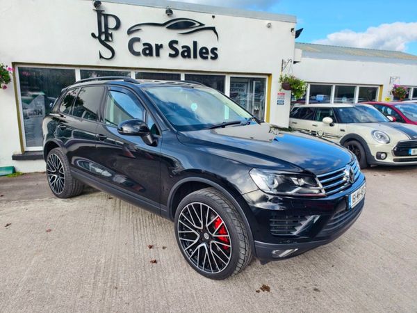 Volkswagen Touareg SUV, Diesel, 2016, Black