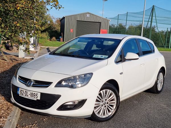 Opel Astra Hatchback, Diesel, 2015, White