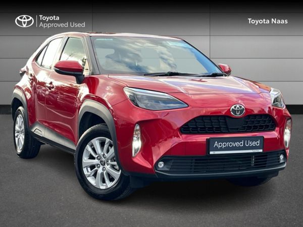 Toyota Yaris Cross Hatchback, Petrol Hybrid, 2025, Red