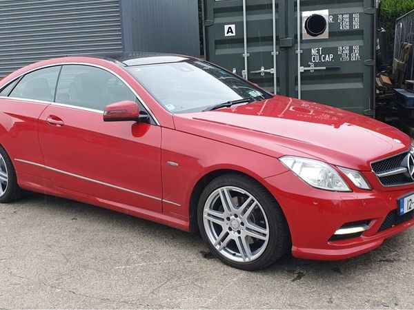Mercedes-Benz E-Class Coupe, Diesel, 2012, Red