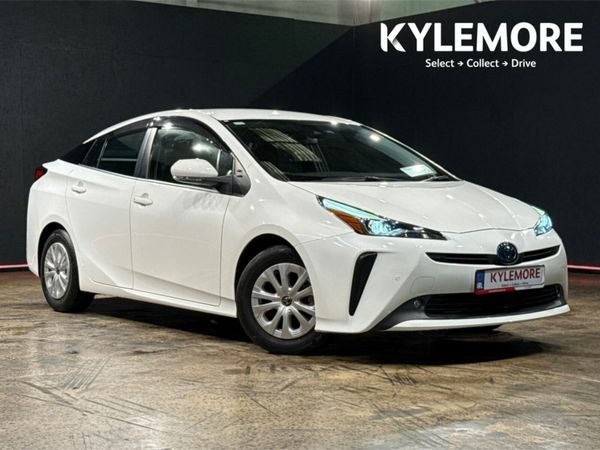 Toyota Prius Hatchback, Petrol Hybrid, 2022, Silver