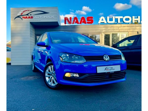 Volkswagen Polo Hatchback, Petrol, 2015, Blue