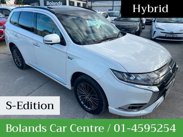 Mitsubishi Outlander SUV, Petrol Plug-in Hybrid, 2019, White