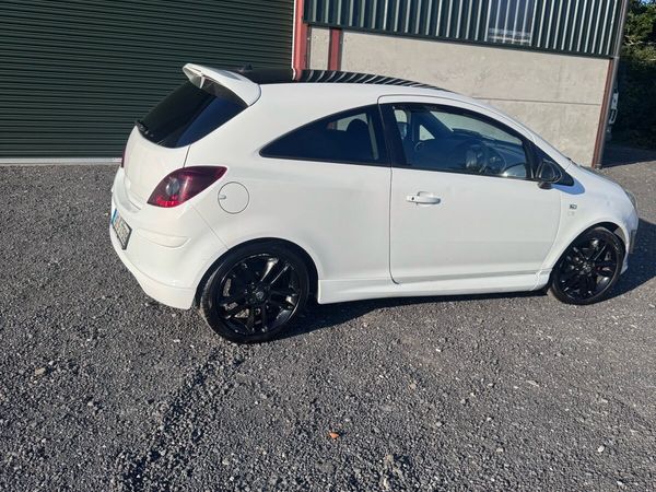 Vauxhall Corsa Hatchback, Petrol, 2014, White