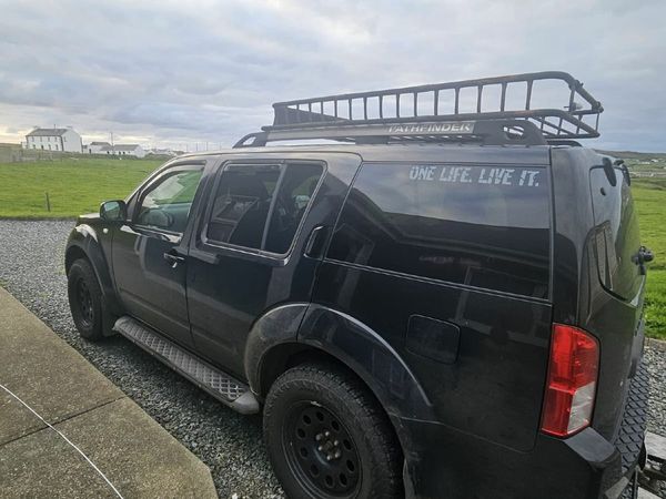 Nissan Pathfinder SUV, Diesel, 2005, Black