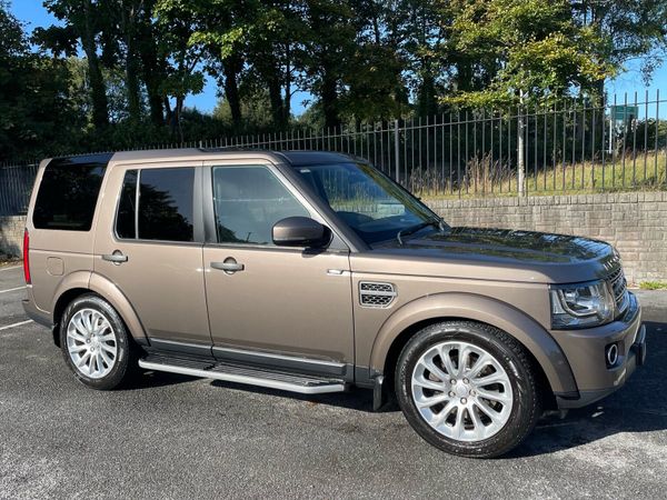 Land Rover Discovery SUV, Diesel, 2015, Gold