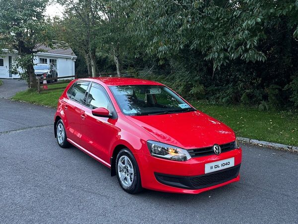 Volkswagen Polo Hatchback, Diesel, 2011, Red
