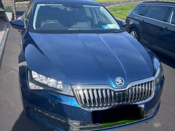Skoda Superb Saloon, Diesel, 2022, Blue