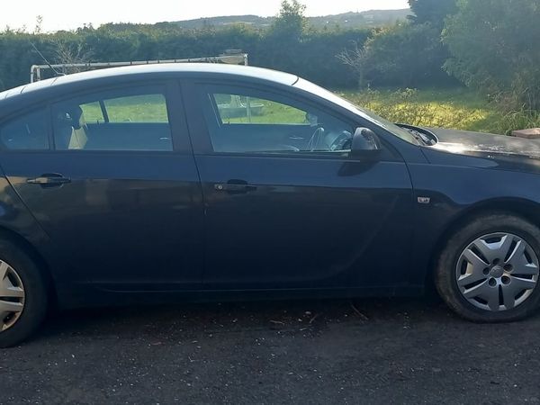 Opel Insignia MPV, Diesel, 2012, Black