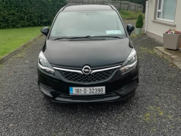 Opel Zafira MPV, Diesel, 2018, Black