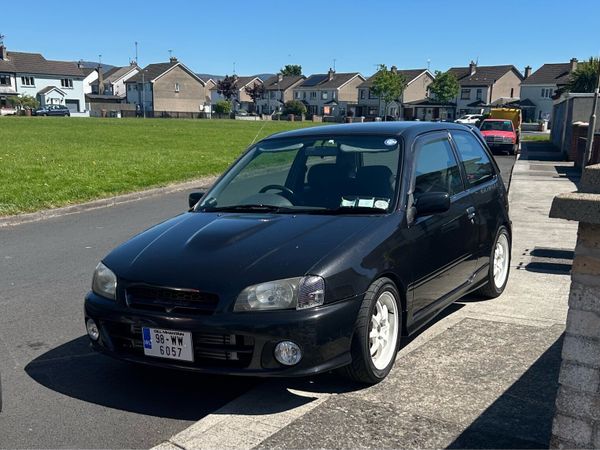 Toyota Starlet Hatchback, Petrol, 1998, Black