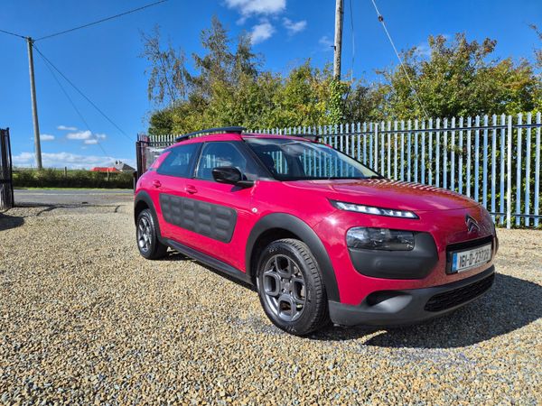 Citroen C4 Hatchback, Petrol, 2016, Red