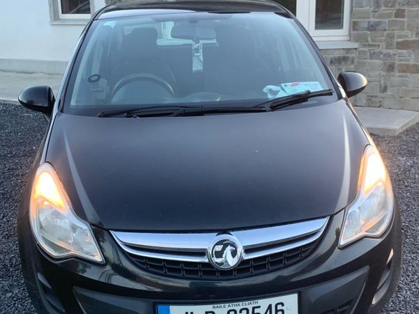 Opel Corsa Hatchback, Petrol, 2011, Black