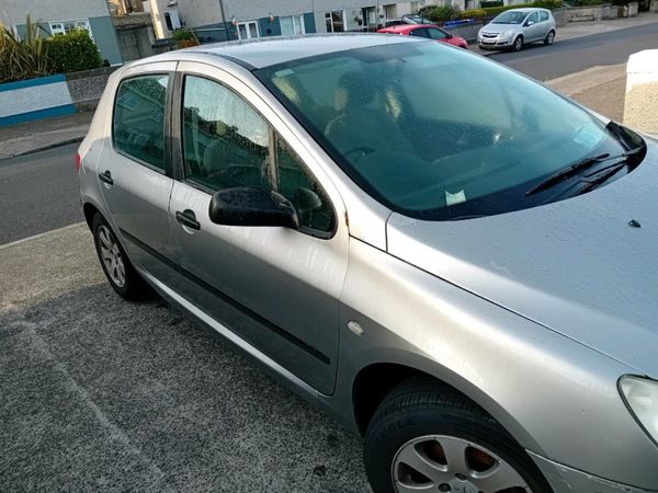 Peugeot 307 Hatchback, Diesel, 2004, Grey