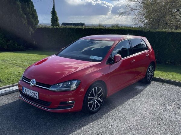 Volkswagen Golf Hatchback, Petrol, 2016, Red
