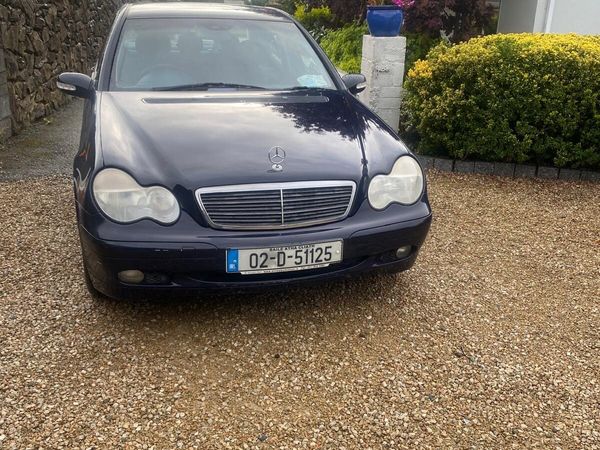 Mercedes-Benz C-Class Saloon, Petrol, 2002, Blue