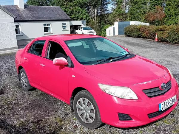 Toyota Corolla Saloon, Diesel, 2007, Red