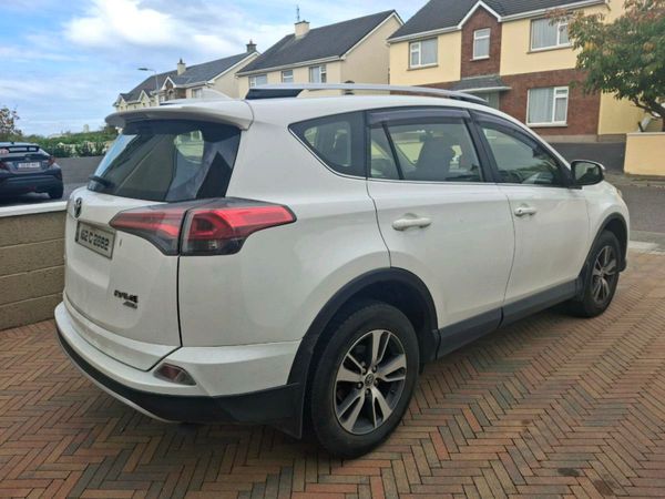 Toyota RAV4 SUV, Diesel, 2016, White