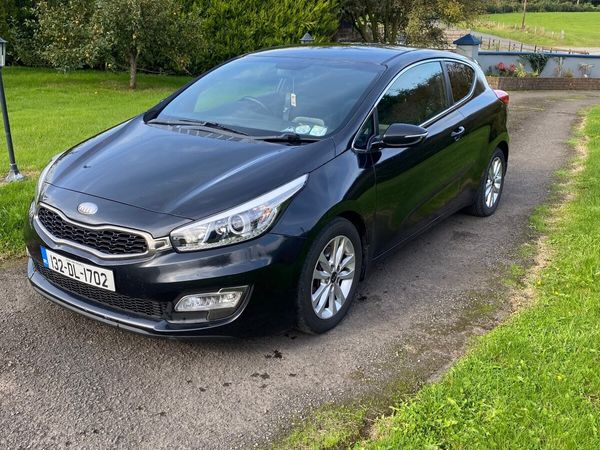 Kia Ceed Hatchback, Diesel, 2013, Black