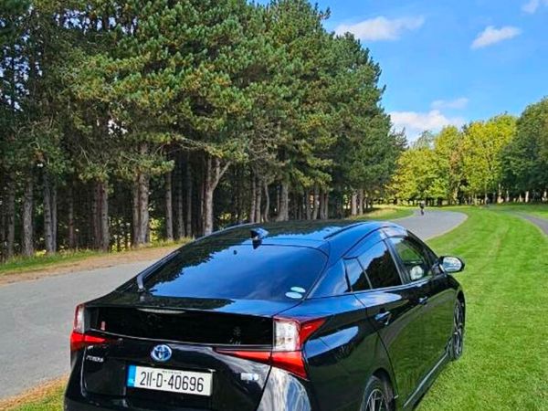 Toyota Prius Hatchback, Petrol Hybrid, 2021, Black